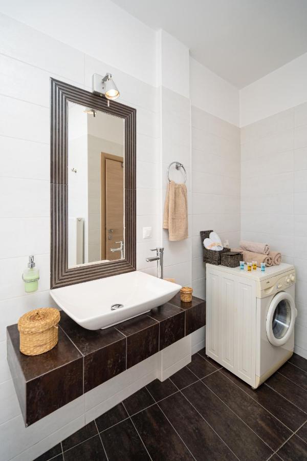 Mira Sitia Luxury Apartment מראה חיצוני תמונה